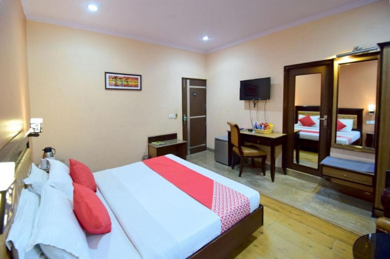 Goroomgo Marc Shimla Near Mall Road - Luxury Room - Excellent Service - Ample Parking - Best Hotel In Shimla Buitenkant foto