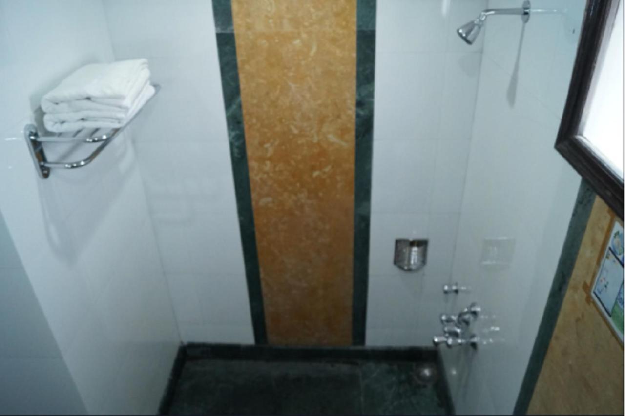 Goroomgo Marc Shimla Near Mall Road - Luxury Room - Excellent Service - Ample Parking - Best Hotel In Shimla Buitenkant foto